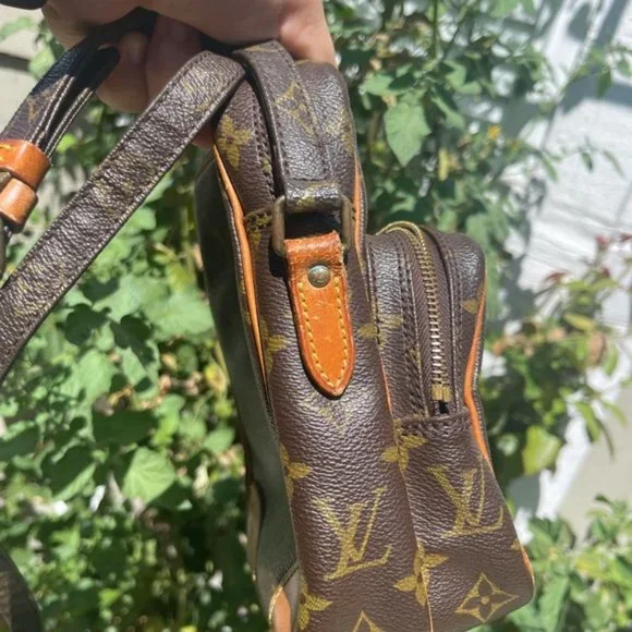 Louis Vuitton LV Shoulder Bag Amazon - Picture 12 of 15